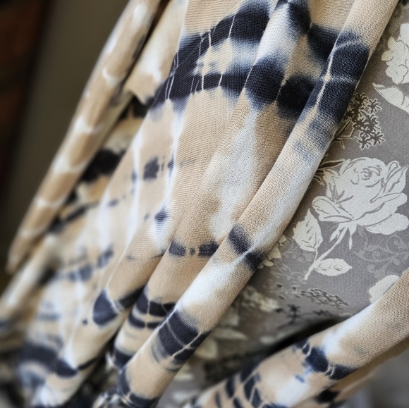 Soft Surroundings tie dye fringe hem cardigan PM - Picture 8 of 9